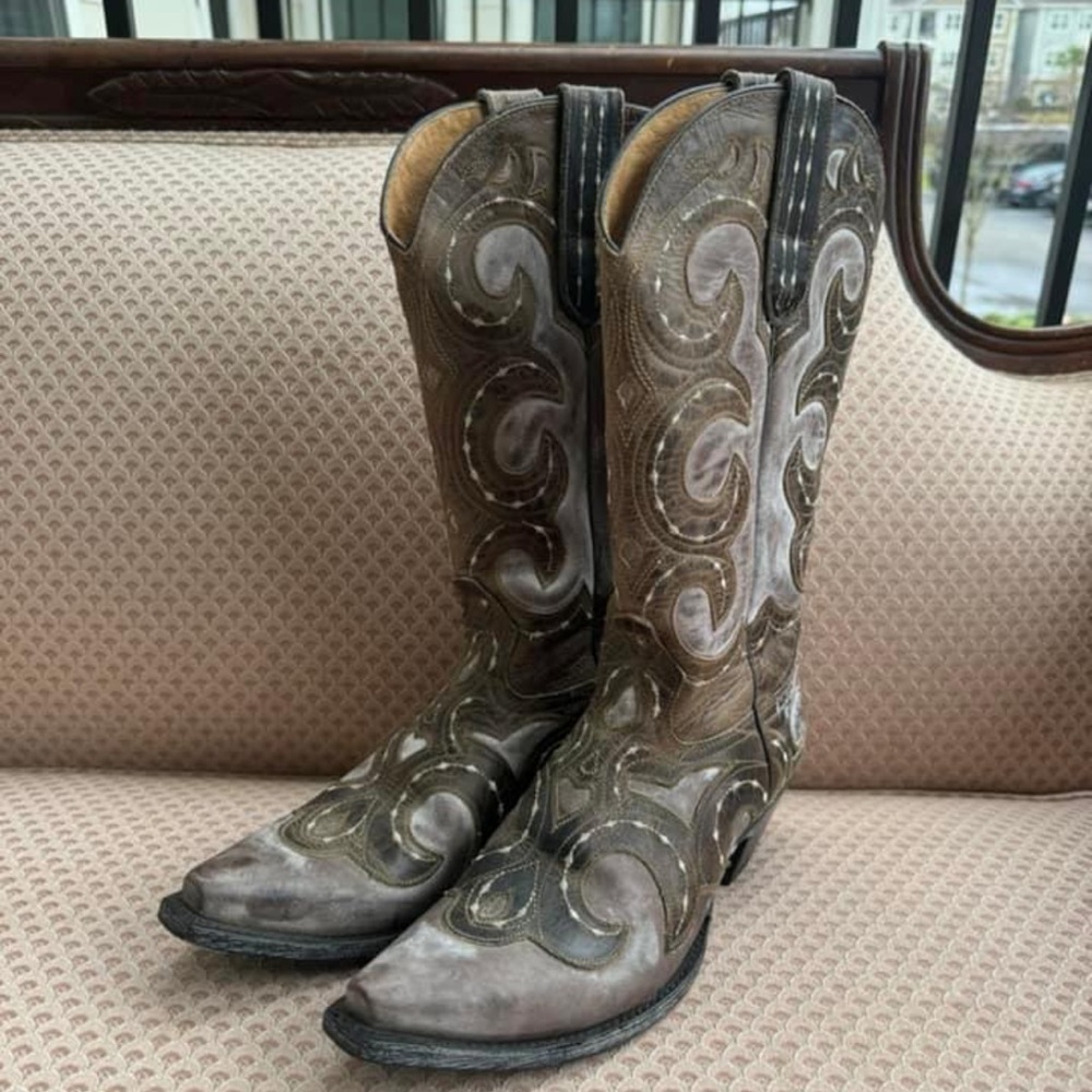 Worn once - tan and purple inlay cowgirl boot